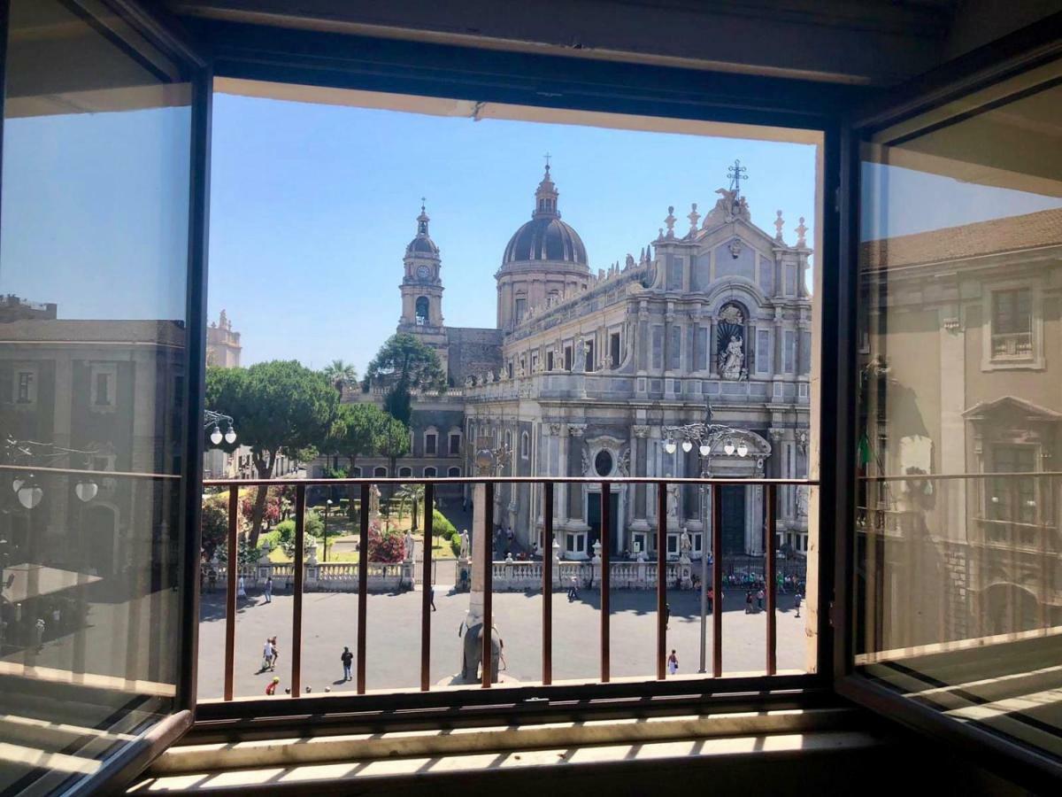 Appartement La Finestra Sul Duomo à Catane Extérieur photo